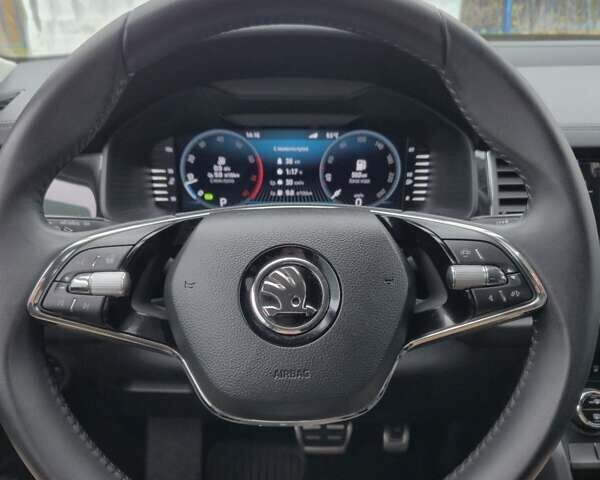 Сірий Шкода Kodiaq, об'ємом двигуна 1.98 л та пробігом 88 тис. км за 41700 $, фото 16 на Automoto.ua