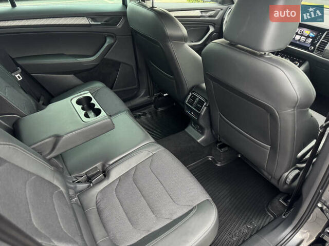 Серый Шкода Kodiaq, объемом двигателя 1.97 л и пробегом 184 тыс. км за 34999 $, фото 32 на Automoto.ua