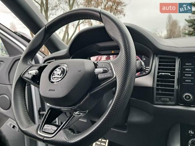Серый Шкода Kodiaq, объемом двигателя 1.97 л и пробегом 21 тыс. км за 45400 $, фото 47 на Automoto.ua