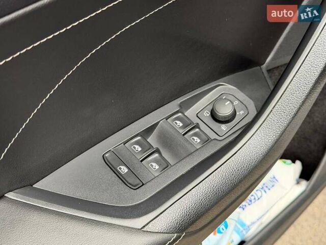 Сірий Шкода Kodiaq, об'ємом двигуна 1.98 л та пробігом 87 тис. км за 42000 $, фото 45 на Automoto.ua