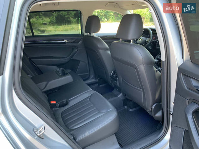 Сірий Шкода Kodiaq, об'ємом двигуна 2 л та пробігом 19 тис. км за 46500 $, фото 17 на Automoto.ua