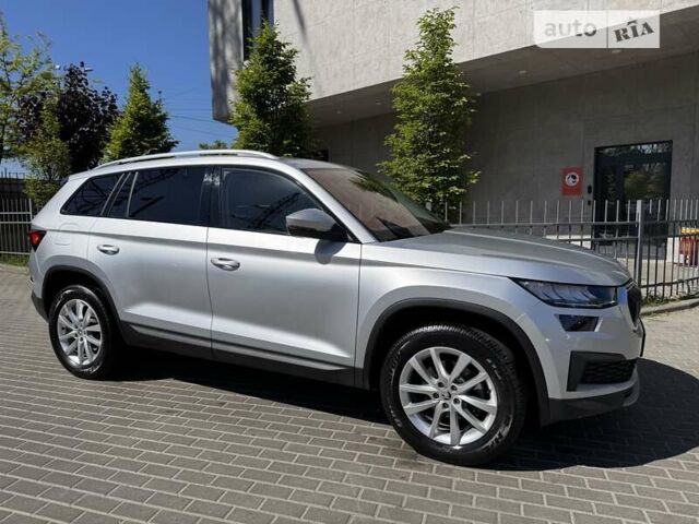 Сірий Шкода Kodiaq, об'ємом двигуна 1.97 л та пробігом 56 тис. км за 39933 $, фото 36 на Automoto.ua