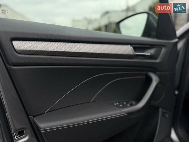 Серый Шкода Kodiaq, объемом двигателя 1.97 л и пробегом 184 тыс. км за 34999 $, фото 72 на Automoto.ua