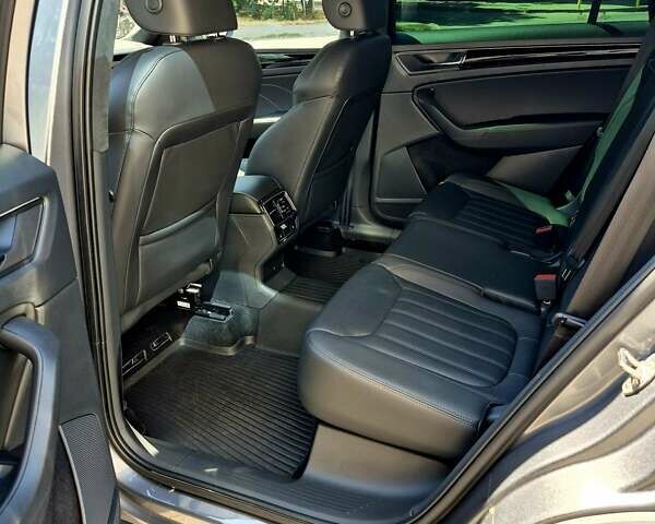 Шкода Kodiaq 2023 в Львове на Automoto.ua Серый Шкода Kodiaq, объемом двигателя 1.97 л и пробегом 31 тыс. км за 46000 $, фото 1 на Automoto.ua