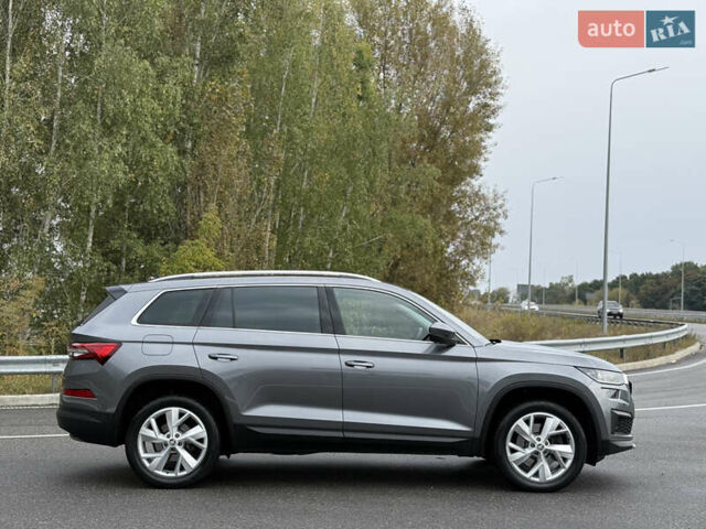 Серый Шкода Kodiaq, объемом двигателя 1.97 л и пробегом 169 тыс. км за 36499 $, фото 6 на Automoto.ua