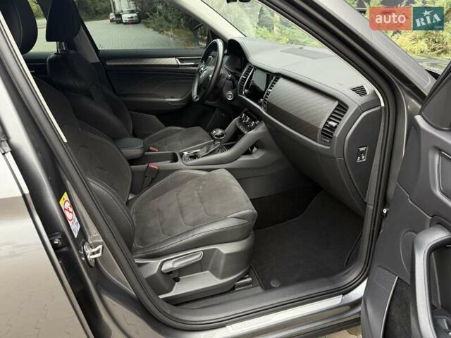 Серый Шкода Kodiaq, объемом двигателя 1.97 л и пробегом 43 тыс. км за 41500 $, фото 58 на Automoto.ua