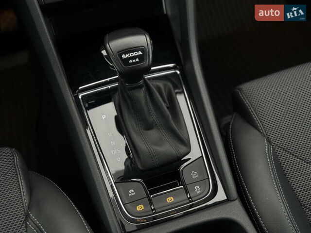 Серый Шкода Kodiaq, объемом двигателя 1.97 л и пробегом 184 тыс. км за 34999 $, фото 28 на Automoto.ua