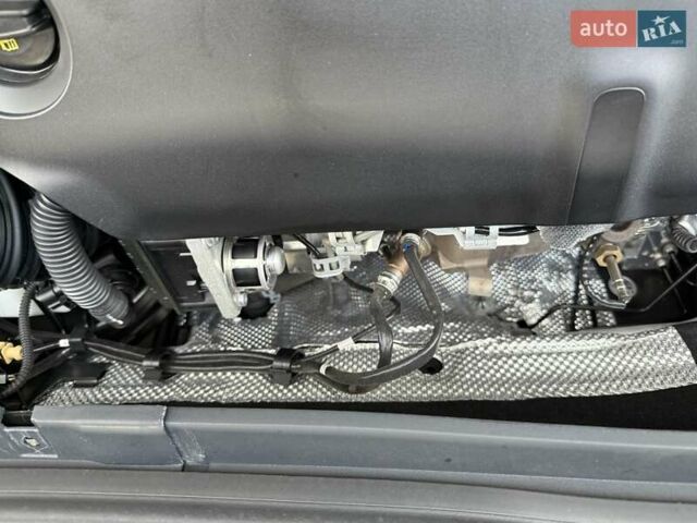 Серый Шкода Kodiaq, объемом двигателя 1.97 л и пробегом 43 тыс. км за 41500 $, фото 110 на Automoto.ua