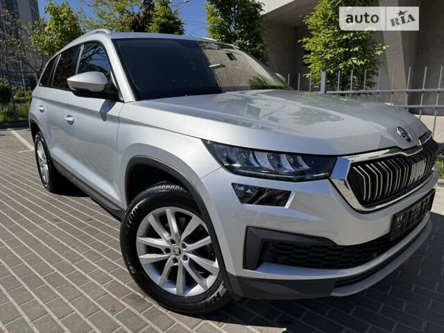 Сірий Шкода Kodiaq, об'ємом двигуна 1.97 л та пробігом 56 тис. км за 39933 $, фото 52 на Automoto.ua