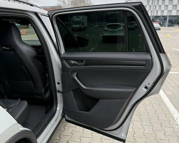Серый Шкода Kodiaq, объемом двигателя 1.97 л и пробегом 46 тыс. км за 45000 $, фото 21 на Automoto.ua