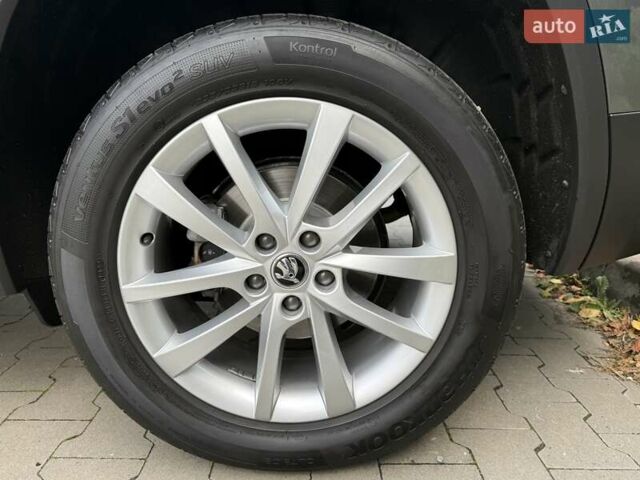 Серый Шкода Kodiaq, объемом двигателя 1.97 л и пробегом 43 тыс. км за 41500 $, фото 114 на Automoto.ua