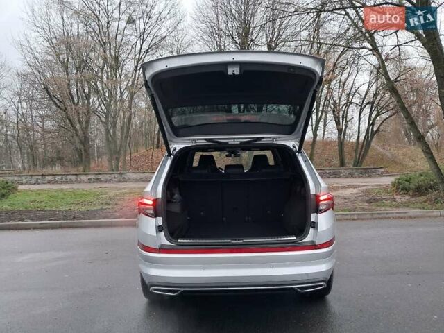 Серый Шкода Kodiaq, объемом двигателя 1.97 л и пробегом 21 тыс. км за 45400 $, фото 17 на Automoto.ua