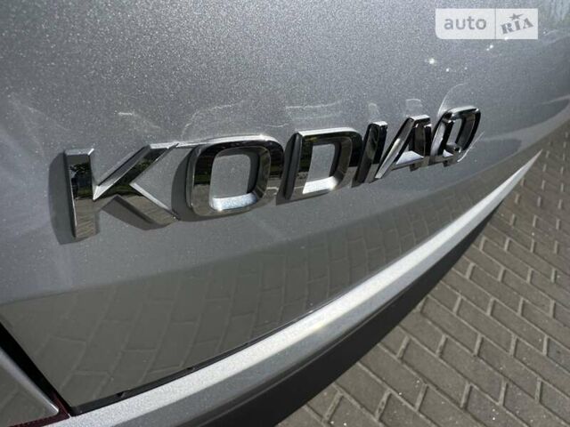 Сірий Шкода Kodiaq, об'ємом двигуна 1.97 л та пробігом 56 тис. км за 39933 $, фото 4 на Automoto.ua