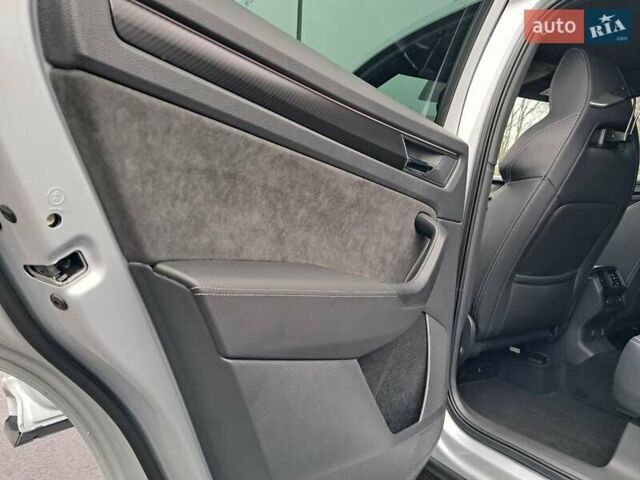 Серый Шкода Kodiaq, объемом двигателя 1.97 л и пробегом 21 тыс. км за 45400 $, фото 25 на Automoto.ua