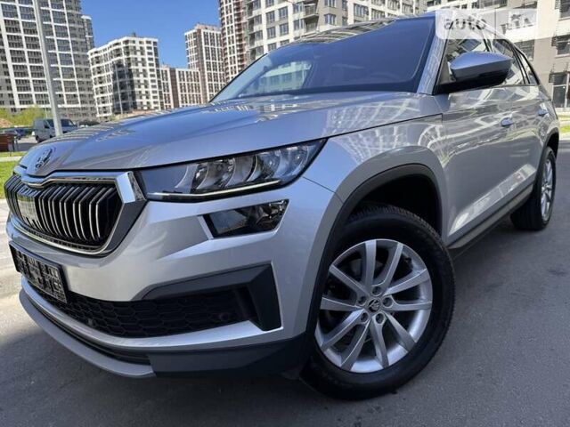 Сірий Шкода Kodiaq, об'ємом двигуна 1.97 л та пробігом 56 тис. км за 39933 $, фото 118 на Automoto.ua