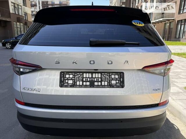 Сірий Шкода Kodiaq, об'ємом двигуна 2 л та пробігом 55 тис. км за 39933 $, фото 114 на Automoto.ua