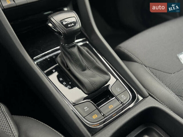 Серый Шкода Kodiaq, объемом двигателя 1.97 л и пробегом 184 тыс. км за 34999 $, фото 52 на Automoto.ua