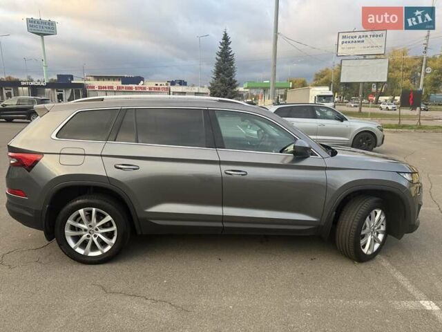 Сірий Шкода Kodiaq, об'ємом двигуна 1.98 л та пробігом 75 тис. км за 37000 $, фото 3 на Automoto.ua