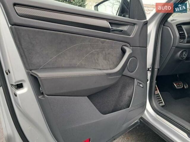 Серый Шкода Kodiaq, объемом двигателя 1.97 л и пробегом 21 тыс. км за 45400 $, фото 20 на Automoto.ua