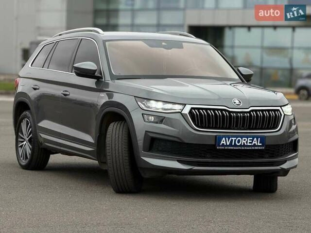 Сірий Шкода Kodiaq, об'ємом двигуна 1.98 л та пробігом 87 тис. км за 42000 $, фото 3 на Automoto.ua