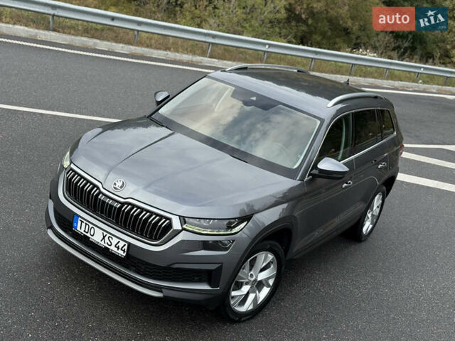 Серый Шкода Kodiaq, объемом двигателя 1.97 л и пробегом 169 тыс. км за 36499 $, фото 11 на Automoto.ua
