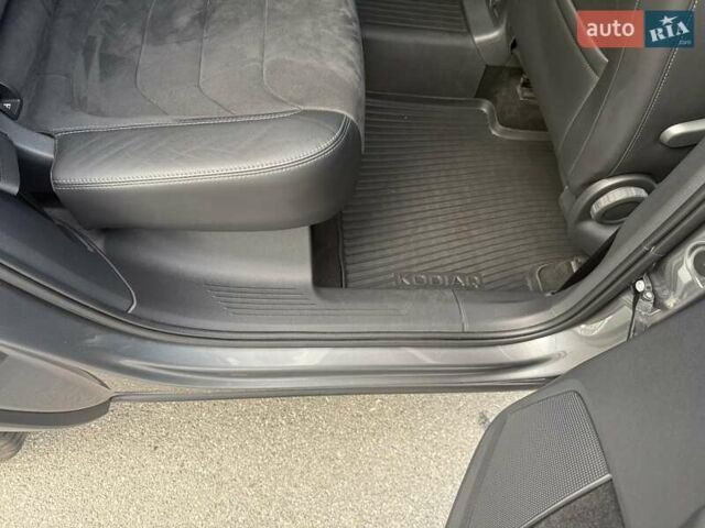 Сірий Шкода Kodiaq, об'ємом двигуна 1.98 л та пробігом 75 тис. км за 37000 $, фото 7 на Automoto.ua