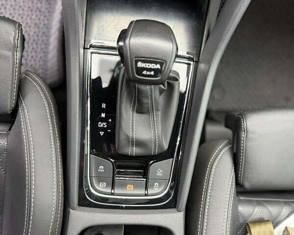 Серый Шкода Kodiaq, объемом двигателя 1.97 л и пробегом 46 тыс. км за 45000 $, фото 16 на Automoto.ua