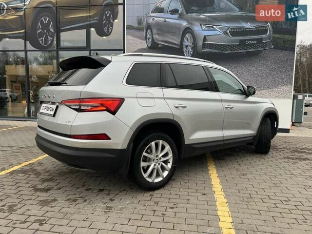 Серый Шкода Kodiaq, объемом двигателя 1.97 л и пробегом 49 тыс. км за 37800 $, фото 23 на Automoto.ua