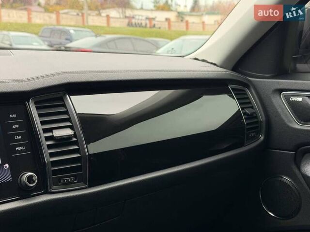 Сірий Шкода Kodiaq, об'ємом двигуна 1.98 л та пробігом 87 тис. км за 42000 $, фото 80 на Automoto.ua