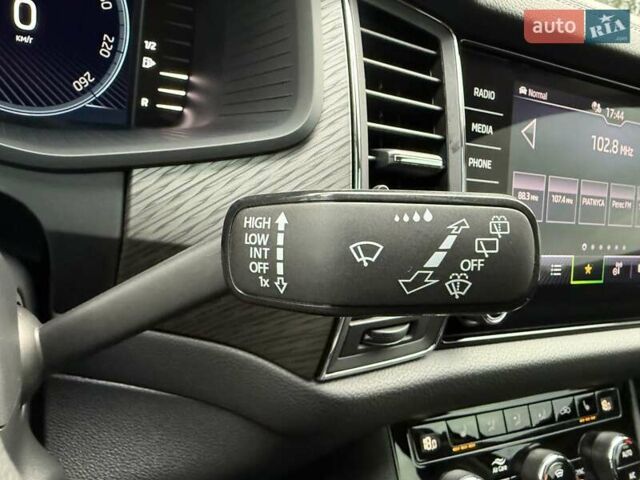 Серый Шкода Kodiaq, объемом двигателя 1.97 л и пробегом 43 тыс. км за 41500 $, фото 89 на Automoto.ua