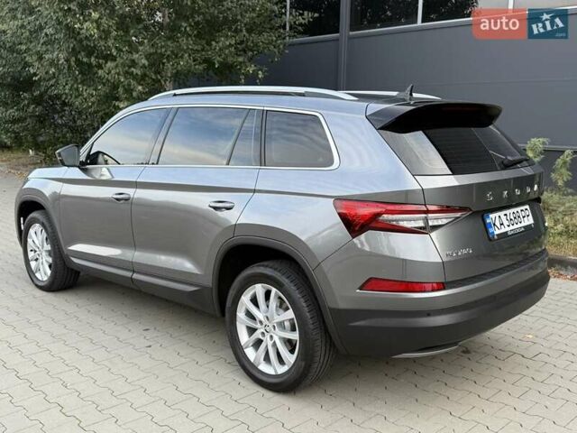 Серый Шкода Kodiaq, объемом двигателя 1.97 л и пробегом 43 тыс. км за 41500 $, фото 5 на Automoto.ua