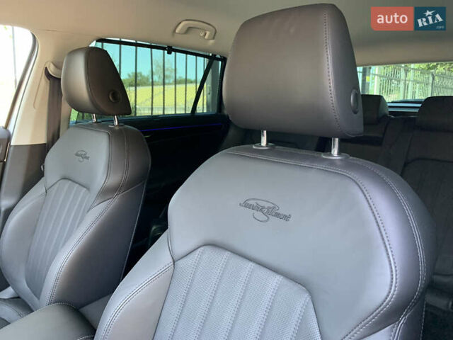 Сірий Шкода Kodiaq, об'ємом двигуна 2 л та пробігом 19 тис. км за 46500 $, фото 27 на Automoto.ua