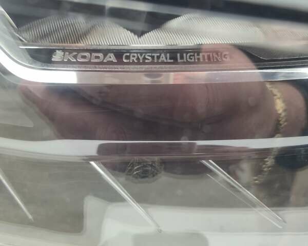 Сірий Шкода Kodiaq, об'ємом двигуна 1.98 л та пробігом 88 тис. км за 41700 $, фото 48 на Automoto.ua