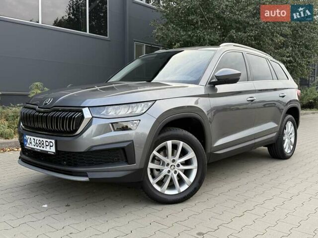 Серый Шкода Kodiaq, объемом двигателя 1.97 л и пробегом 43 тыс. км за 41500 $, фото 2 на Automoto.ua