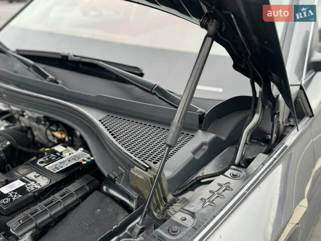 Серый Шкода Kodiaq, объемом двигателя 1.97 л и пробегом 184 тыс. км за 34999 $, фото 43 на Automoto.ua