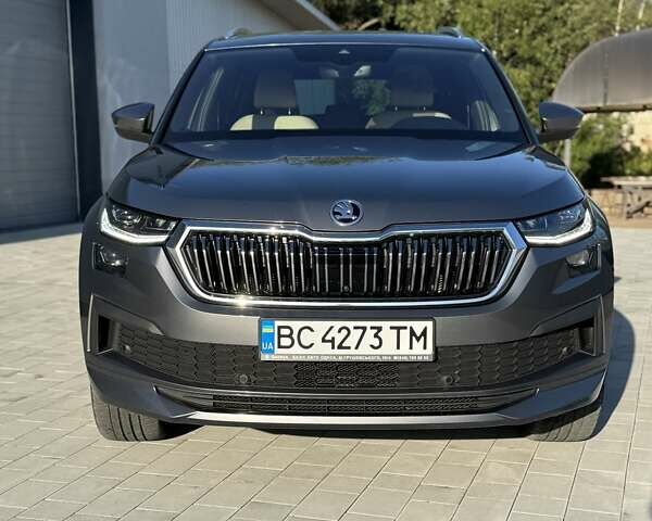 Серый Шкода Kodiaq, объемом двигателя 1.97 л и пробегом 73 тыс. км за 46666 $, фото 4 на Automoto.ua
