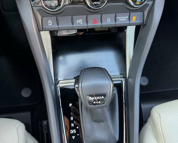 Серый Шкода Kodiaq, объемом двигателя 1.97 л и пробегом 73 тыс. км за 46666 $, фото 17 на Automoto.ua