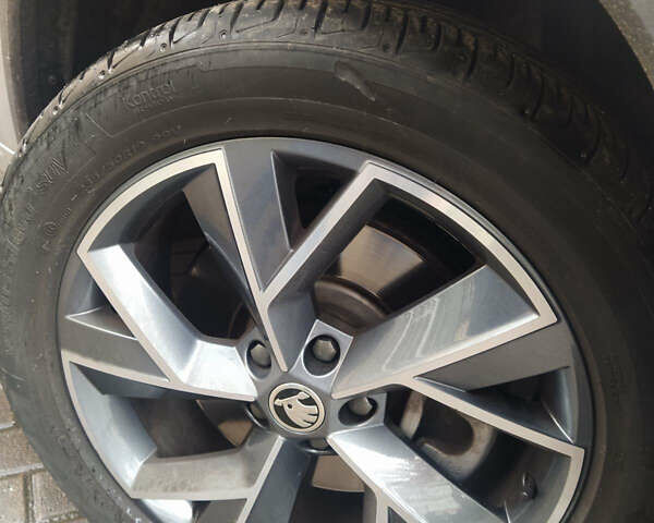 Серый Шкода Kodiaq, объемом двигателя 1.97 л и пробегом 10 тыс. км за 45500 $, фото 20 на Automoto.ua