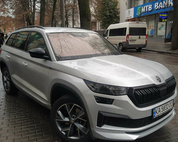 Серый Шкода Kodiaq, объемом двигателя 1.97 л и пробегом 10 тыс. км за 45500 $, фото 8 на Automoto.ua
