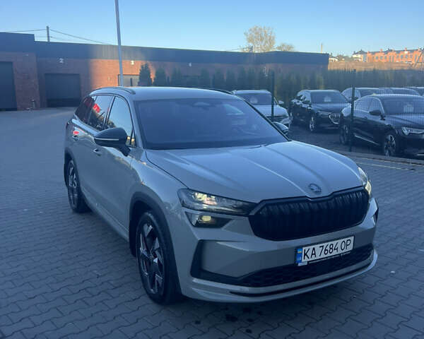 Шкода Kodiaq 2024 в Хмельницком на Automoto.ua Серый Шкода Kodiaq, объемом двигателя 1.98 л и пробегом 18 тыс. км за 46400 $, фото 1 на Automoto.ua