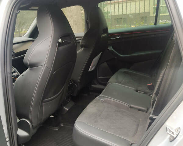 Серый Шкода Kodiaq, объемом двигателя 1.97 л и пробегом 10 тыс. км за 45500 $, фото 18 на Automoto.ua