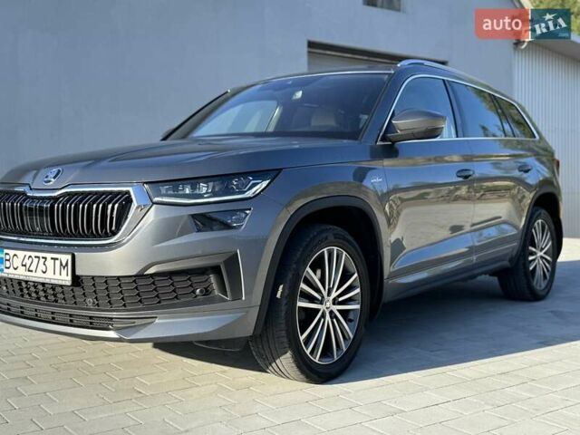 Серый Шкода Kodiaq, объемом двигателя 1.97 л и пробегом 73 тыс. км за 46666 $, фото 1 на Automoto.ua