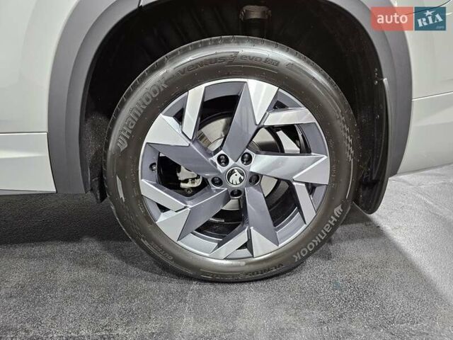 Шкода Kodiaq 2025 в Киеве на Automoto.ua Серый Шкода Kodiaq, объемом двигателя 2 л и пробегом 7 тыс. км за 51500 $, фото 54 на Automoto.ua