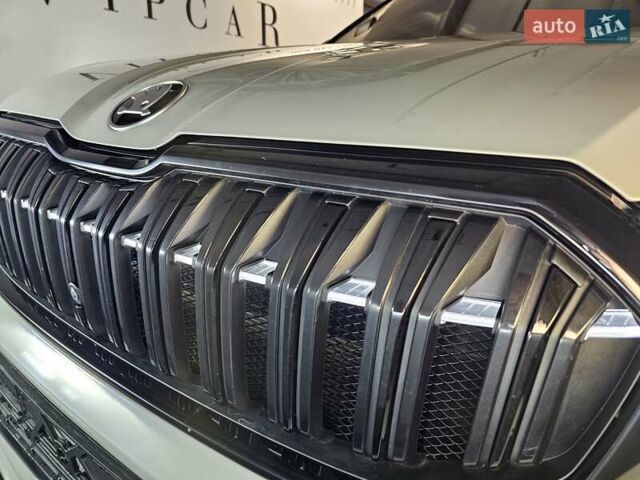 Шкода Kodiaq 2025 в Киеве на Automoto.ua Серый Шкода Kodiaq, объемом двигателя 2 л и пробегом 7 тыс. км за 51500 $, фото 50 на Automoto.ua