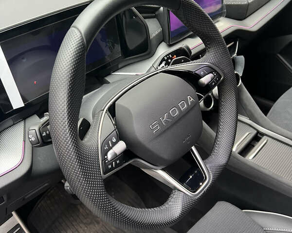 Сірий Шкода Kodiaq, об'ємом двигуна 1.98 л та пробігом 13 тис. км за 47500 $, фото 5 на Automoto.ua