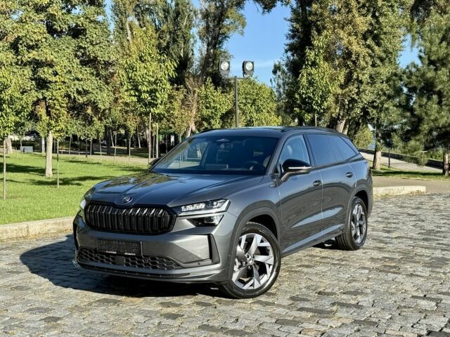 Шкода Kodiaq 2025 в Киеве на Automoto.ua Серый Шкода Kodiaq, объемом двигателя 2 л и пробегом 1 тыс. км за 52555 $, фото 23 на Automoto.ua