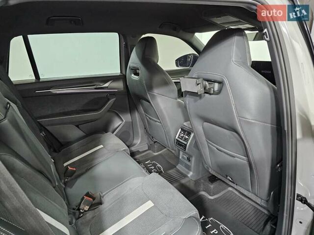 Шкода Kodiaq 2025 в Киеве на Automoto.ua Серый Шкода Kodiaq, объемом двигателя 2 л и пробегом 7 тыс. км за 51500 $, фото 16 на Automoto.ua