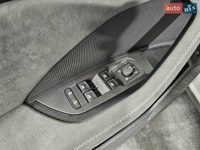 Шкода Kodiaq 2025 в Киеве на Automoto.ua Серый Шкода Kodiaq, объемом двигателя 2 л и пробегом 7 тыс. км за 51500 $, фото 29 на Automoto.ua