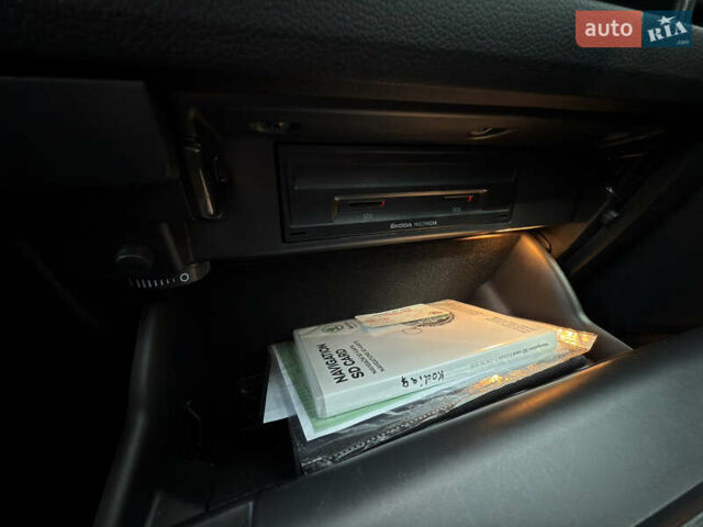 Синий Шкода Kodiaq, объемом двигателя 1.97 л и пробегом 236 тыс. км за 23950 $, фото 77 на Automoto.ua