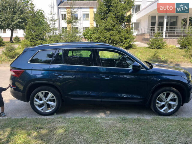 Синий Шкода Kodiaq, объемом двигателя 1.97 л и пробегом 159 тыс. км за 30500 $, фото 6 на Automoto.ua